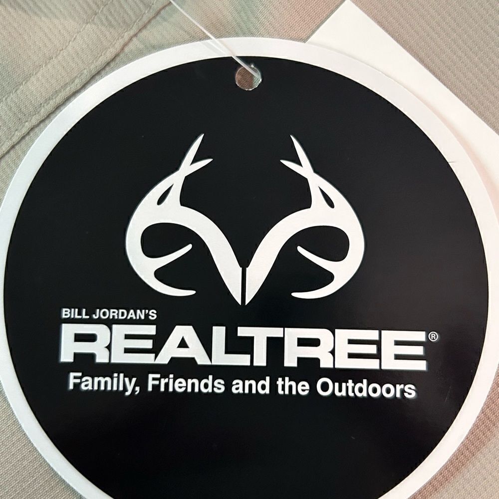 Realtree shirt - Picture 5 of 6